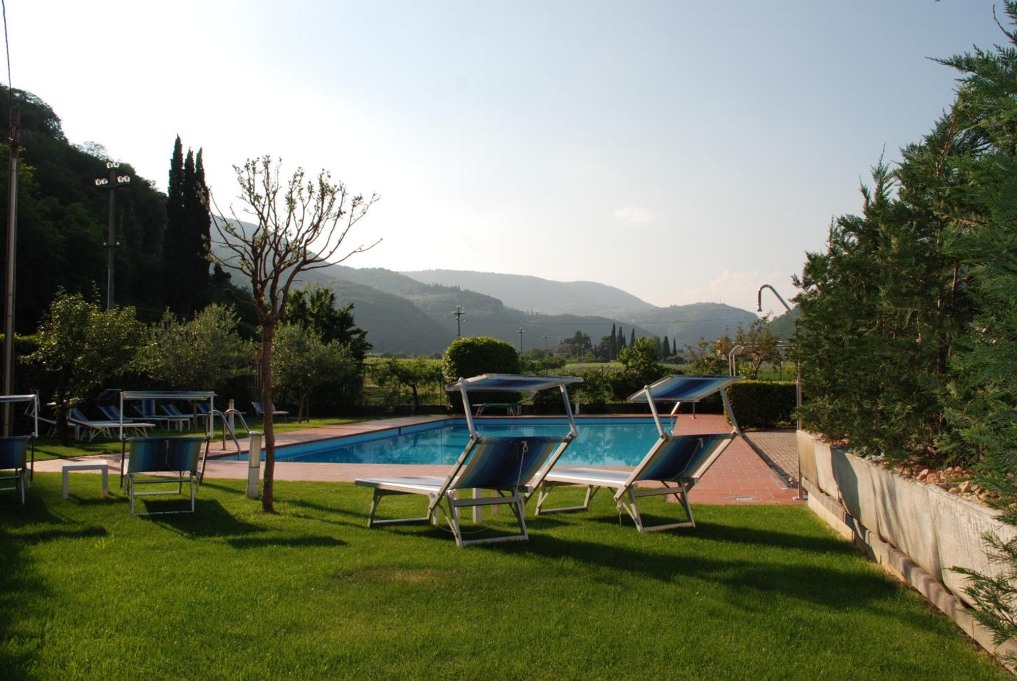 Hotel La Pergola Grezzana Exterior foto