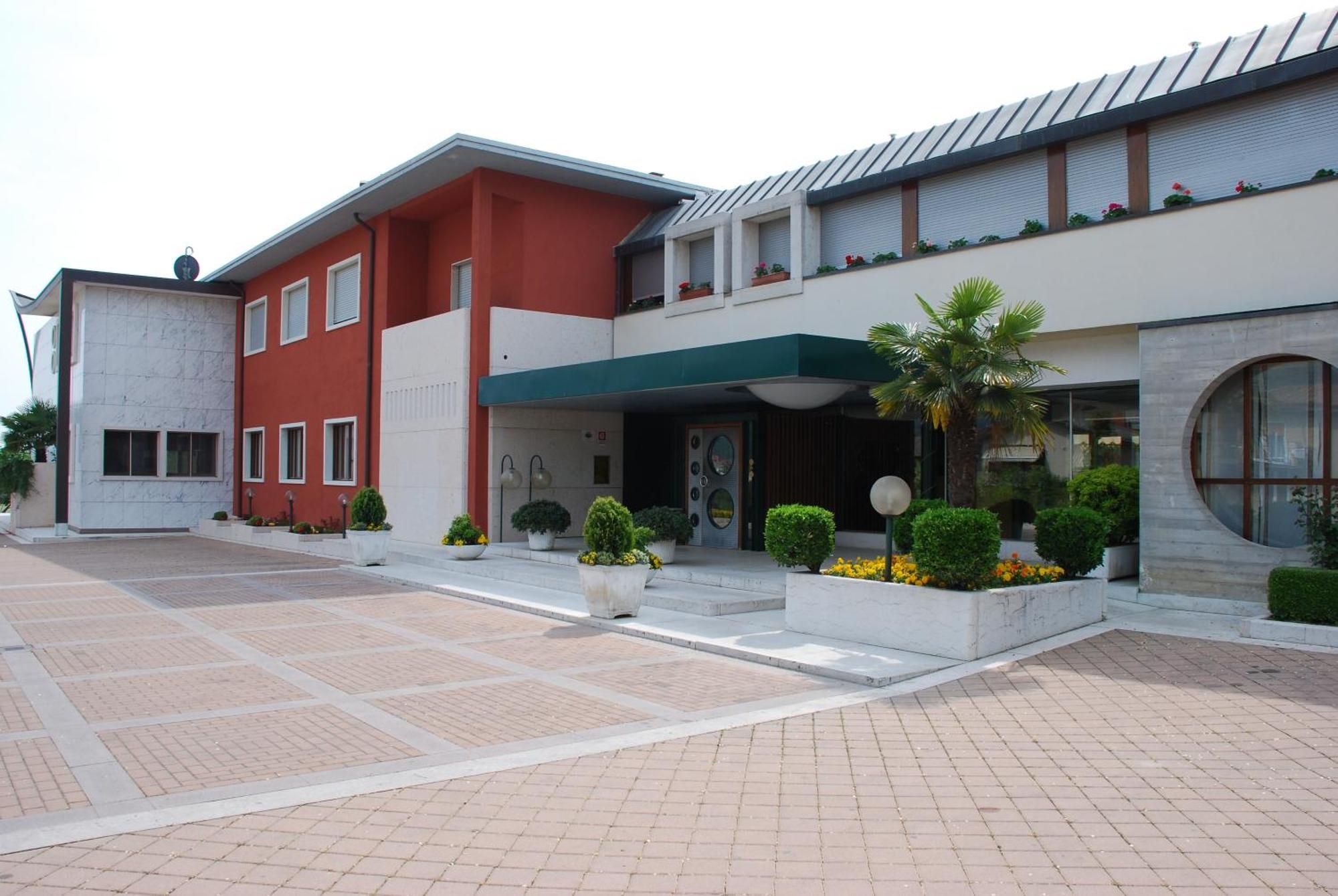 Hotel La Pergola Grezzana Exterior foto